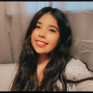 Meet your Posher, Jocelyn